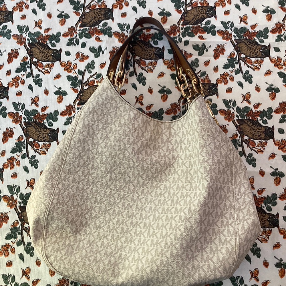 Michael Kors Vanilla/Acorn Colored Bag